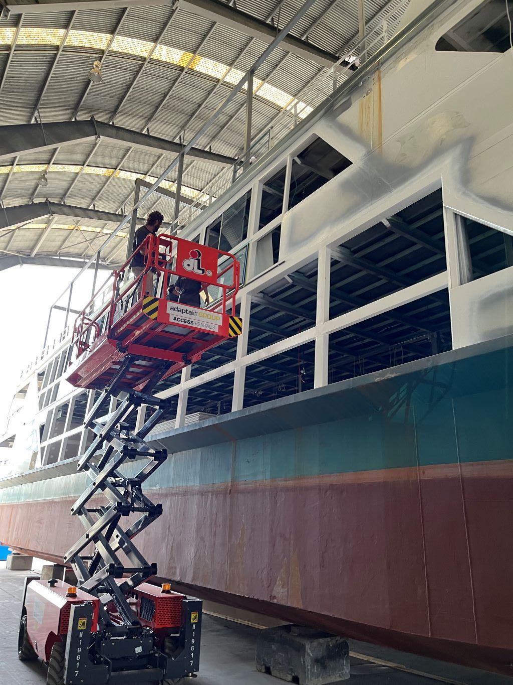 Marine Window Services marine vessel window resealing repairs replacement specialists