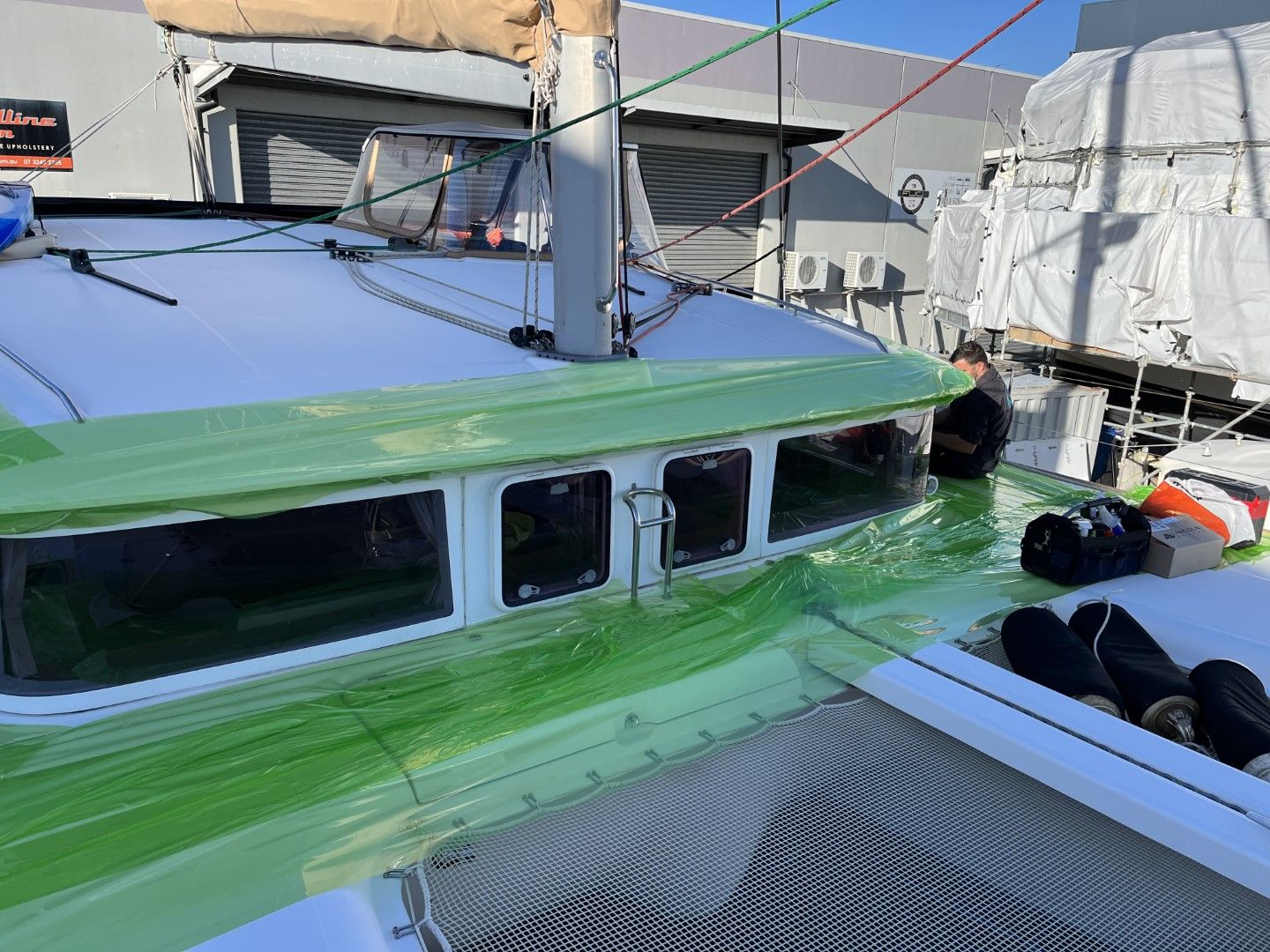 catamaran window replacement- catamaran windows, catamaran window maintenance, catamaran  window installation